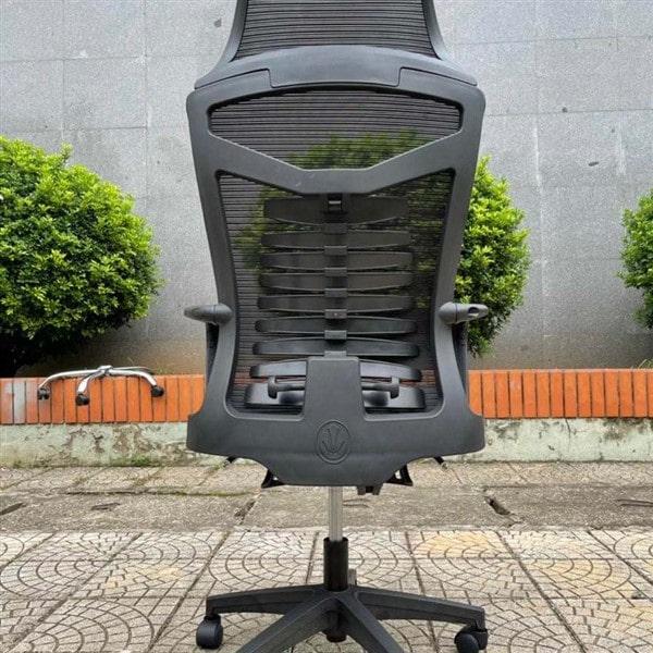 Ghế văn phòng được thiết kế có thể ngả lưng cực kỳ tiện lợi